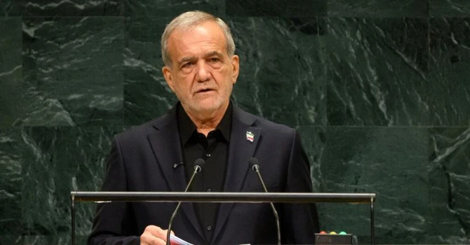 Președintele iranian Massoud Pezeshkian la ONU: Aceia care sunt terorişti şi formează terorişti ne descriu pe noi astfel. Trump a afirmat că suntem terorişti. Nu suntem terorişti, suntem victime ale terorismului