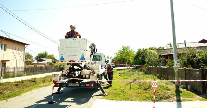 PPC România vrea să cumpere autovehicule cu platformă de lucru la înălțime și a lansat o licitație de peste 156 de milioane de lei
