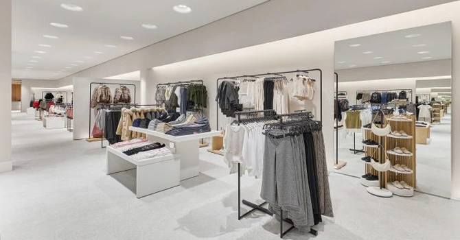 Gigantul spaniol Inditex se extinde în Statele Unite. Magazine Zara vor fi deschise în Denver, Phoenix şi Pittsburgh