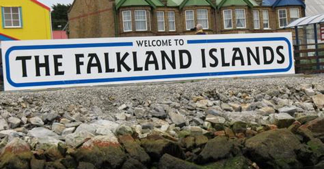 Un nou război pe planetă? Marea Britanie e ameninţată de Argentina lui Milei pe un conflict vechi de peste jumătate de secol. Motivul este un cproect petrolier din Insulele Falkland – Maldive