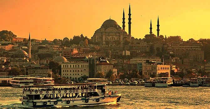 Catastrofă lângă Istanbul. Două nave comerciale s-au ciocnit în Marea Marmara, în largul Istanbulului