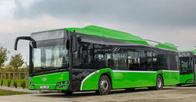 Troleibuzele Solaris au „mari probleme”, spune Ciucu. Primarul anunţă că PMB urmează să se îndrepte împotriva polonezilor pentru recuperarea prejudiciului