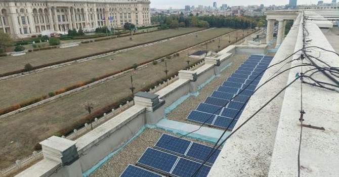 Ministerul Mediului a repus în funcțiune sistemul de panouri fotovoltaice instalat pe clădirea instituției