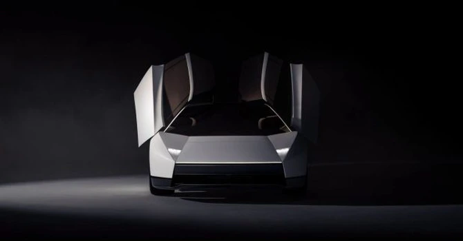 Tesla a lansat, în sfârșit, Roadster. Premieră cu salt peste un camion Semi și declarații bombastice ale lui Elon Musk – VIDEO