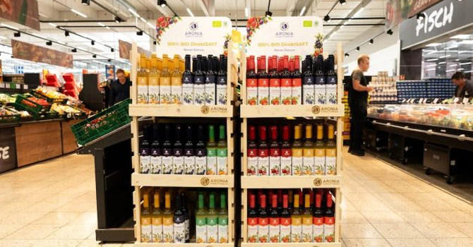 Aronia Charlottenburg câștigă teren în Germania: sucurile BIO ale brandului românesc ajung în marile magazine