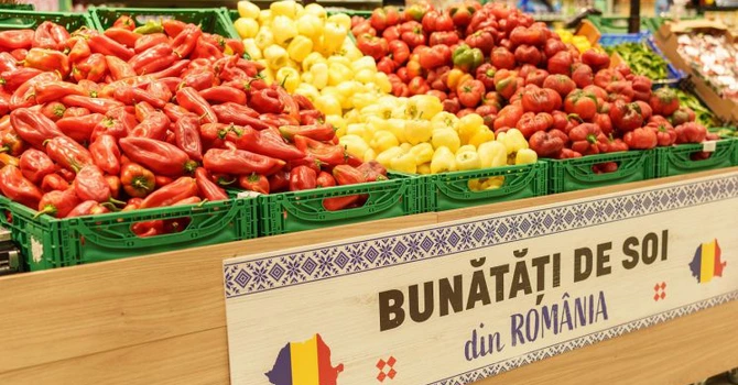 Frații Pavăl, patronii Dedeman, nouă mișcare pe gustul românilor: aduc la Carrefour tot mai multe legume și fructe ale fermierilor noștri, dintr-o localitate deja celebră