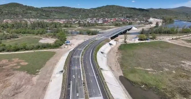 Podul România – Ucraina de pe Tisa se deschide mâine. Anunțul autorităților despre noua legătură cu țara vecină