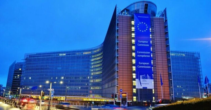 Comisia Europeană a aprobat o schemă de ajutor de 390 de milioane de euro notificată de România, pentru susținerea producerii de energie electrică și energie termică