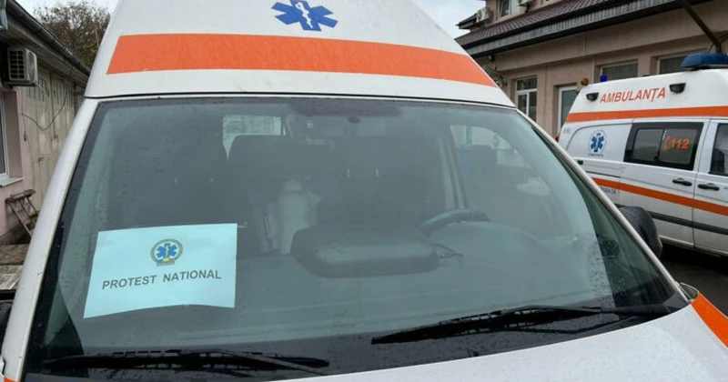 Sindicaliștii din serviciul de ambulanță vor continua protestele la nivel național