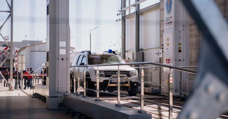 Primul scaner cu raze X din cele 26 cumpărate de România pentru combaterea contrabandei a fost instalat în Vama Galaţi-Giurgiuleşti (Video)