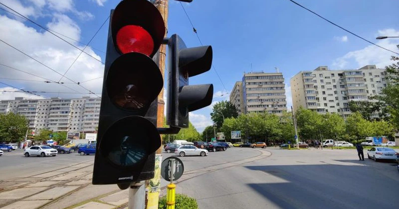 Opt intersecţii noi au fost integrate în sistemul de management al traficului din Bucureşti
