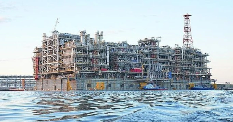 Criză Rusia – Exporturile de gaze lichefiate au scăzut cu 4,4% în primele şase luni din 2025