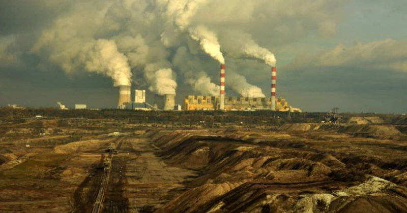 Băncile din toată lumea investesc sute de miliarde de dolari în termocentrale pe cărbune