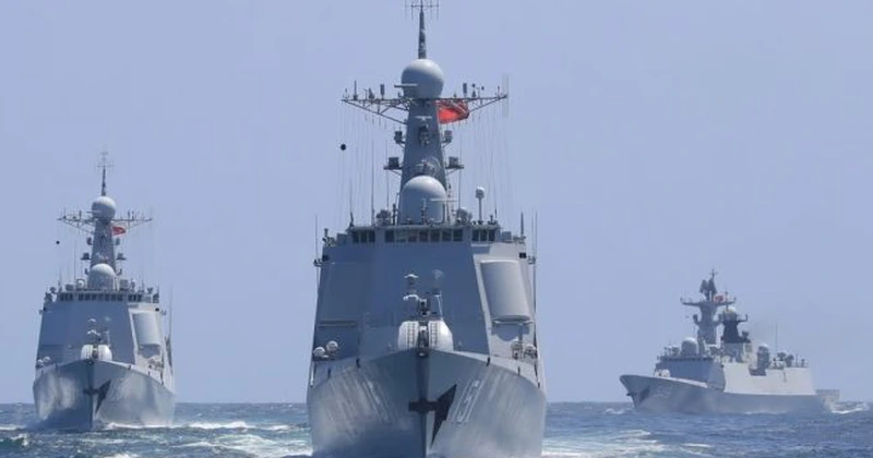 Nave militare chinezești în portul Vladivostok din Rusia pentru exerciții comune între 1 și 5 august