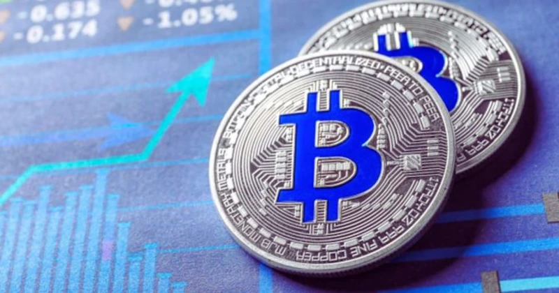 Poşta Română intră în era criptomonedelor. Terminale pentru alimentarea conturilor cu Bitcoin