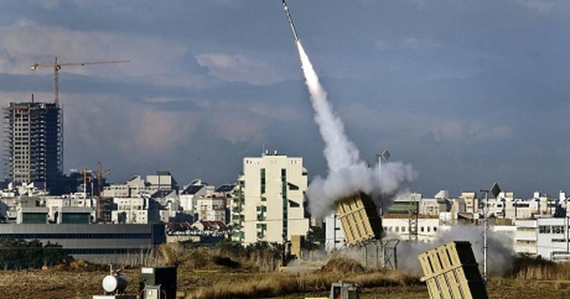 16 persoane rănite în Israel în atacurile cu rachete iraniene