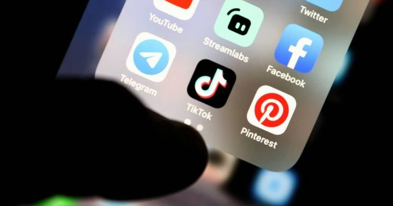 MAI: Dezinformări cu ajutorul inteligenţei artificiale pe TikTok, cu scopul de a discredita un candidat la prezidenţiale