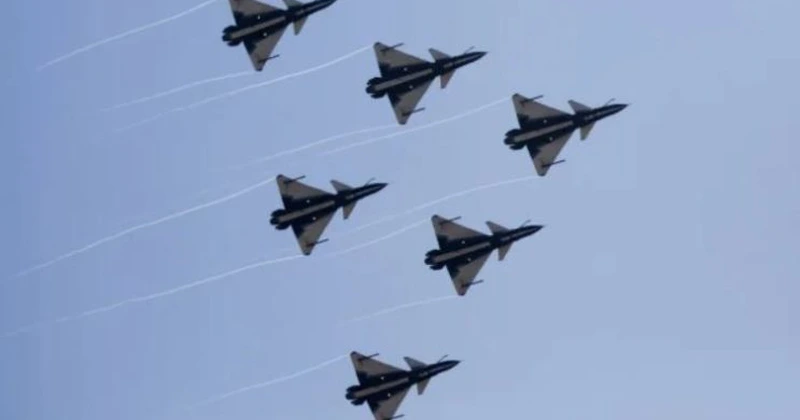 Conflictul China-Taiwan. Autoritățile de la Taipei anunţă că au detectat 74 de avioane de război chineze în jurul insulei principale, în decurs de 30 de ore