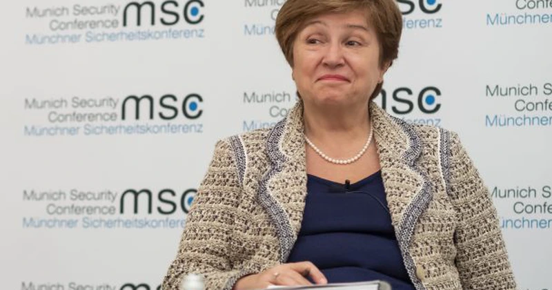 FMI se așteaptă să-și înrăutățească estimările privind creșterea economiei globale, dar nu până la o recesiune