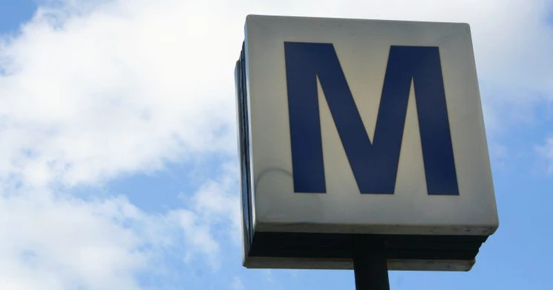 CCR: OG privind autorizarea şi intabularea construcţiilor aferente infrastructurii Metrorex trebuie adoptată prin lege organică