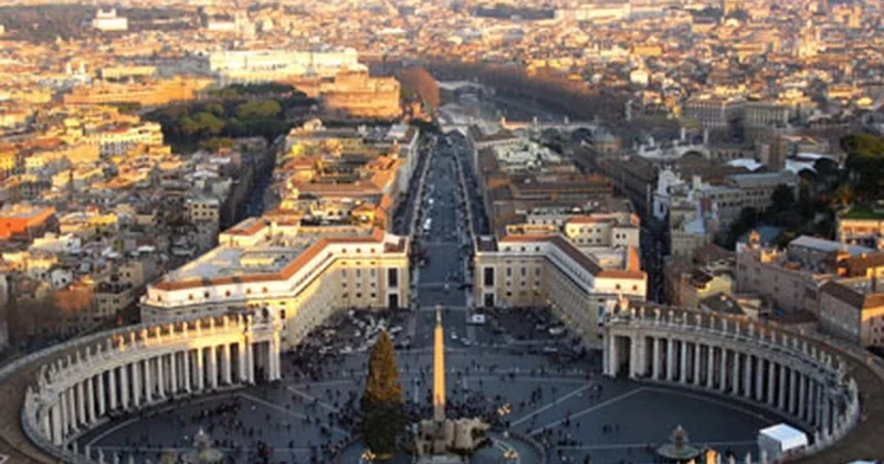 JD Vance s-a întâlnit cu secretarul de stat al Vaticanului, Pietro Parolin