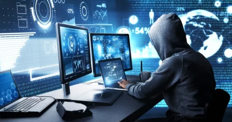 Kit de securitate împotriva fraudelor bancare online. Care sunt cele mai populare scenarii de frauda și la cât se ridică fraudele cibernetice în România și în lume