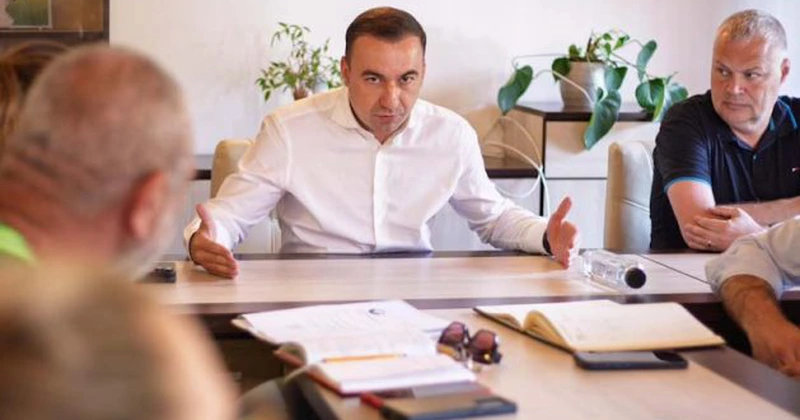 Bogdan Ivan are pe mână 4 miliarde de euro în acest an. Bugetul Ministerului Energiei e de cinci ori mai mare, unde se duc banii?