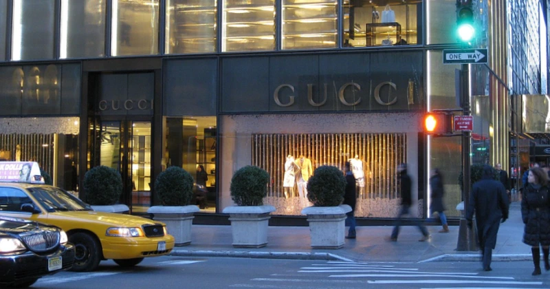 Gucci a pierdut 15% din vânzări în trimestrul II. Scădere generalizată pe toate piețele