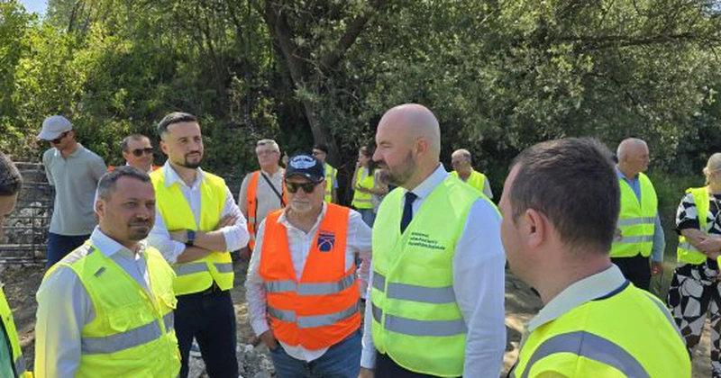 FOTO Autostrada Unirii A8: Cum prinde „rădăcini” Podul de Flori peste Prut la Ungheni, primul construit în ultimii 60 de ani