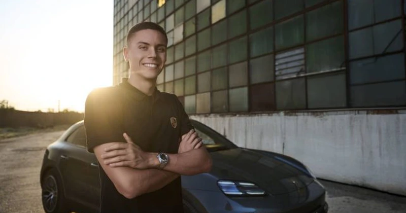David Popovici, primul român care devine Friend of the Brand Porsche