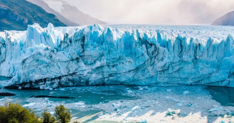 Ghețarul Perito Moreno din sudul Argentinei se topește mai rapid decât s-a crezut. În perioada 2019-2024  a pierdut anual între 5,5 metri și 6,5 metri