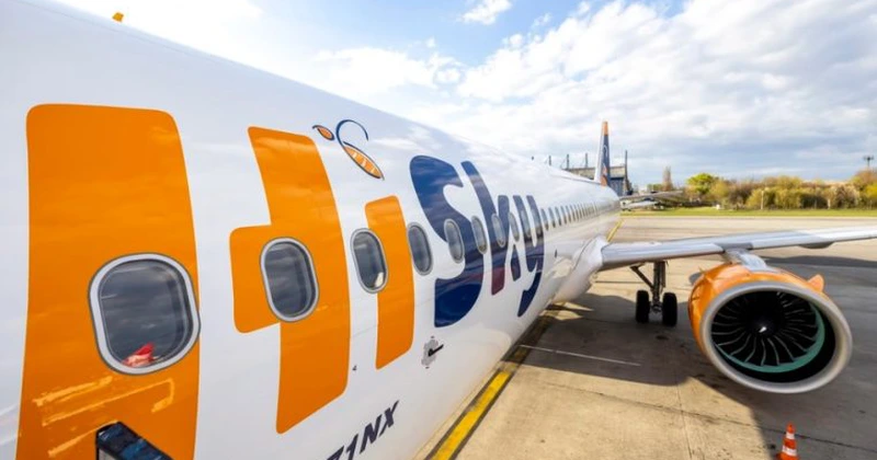 UPDATED Un avion cu 180 de pasageri care a decolat de pe Otopeni a solicitat revenirea pe aeroport – posibilă depresurizare a cabinei. Serviciile de urgență au fost activate pe aeroport. Avionul a aterizat cu bine