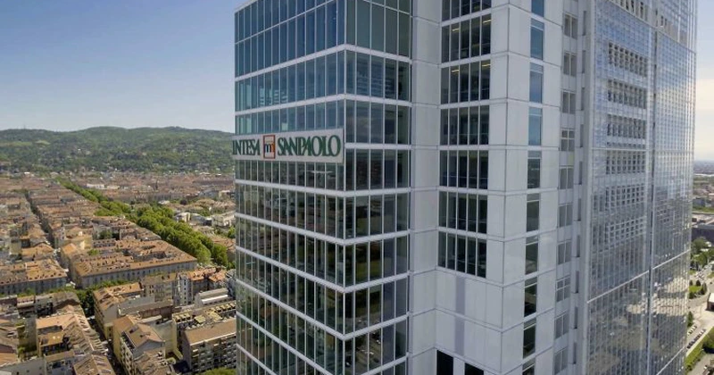 Grupul italian Intesa Sanpaolo raportează un profit net record pentru 2025, de 9,3 miliarde de euro