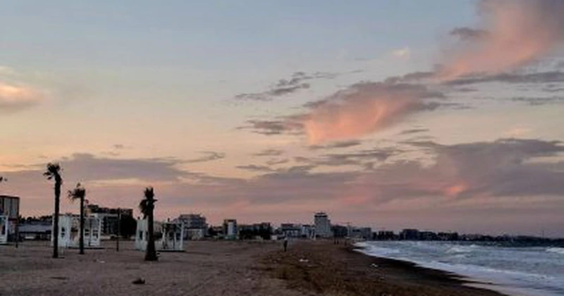 Cât de siguri sunt turiștii la vară pe litoral? Ce spune Nicușor Dan