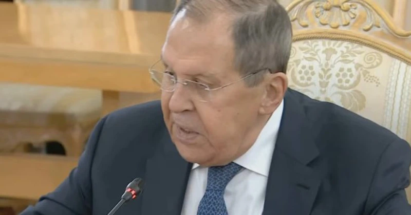 Serghei Lavrov susţine că Rusia e gata de negocieri cu #Ucraina, dar nu doreşte un armistiţiu simultan cu acestea