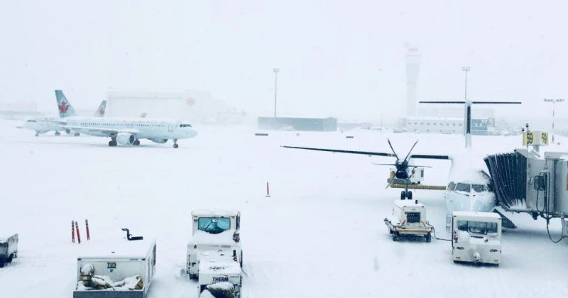 Sute de pasageri au rămas blocaţi pe aeroporturile din Finlanda