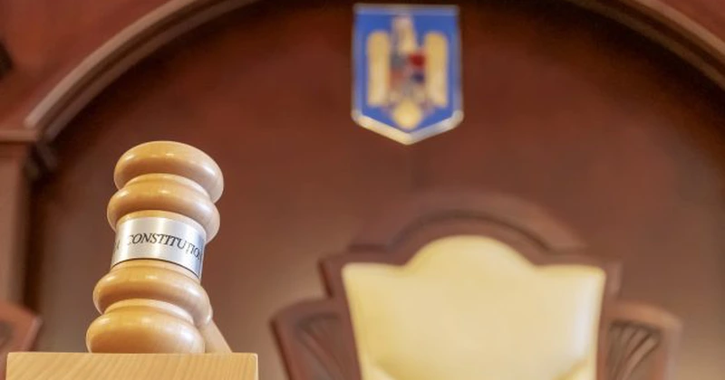 CCR: Legile bugetului – adoptate cu respectarea dispoziţiilor constituţionale