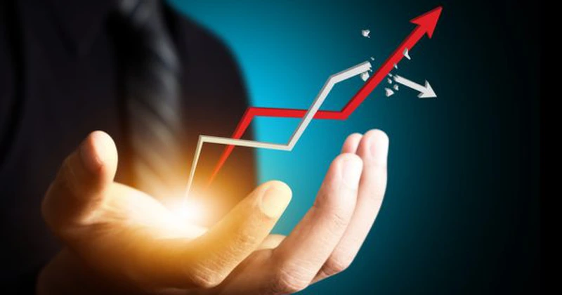 România crește la anul. După o creștere economică de numai 0,2% în 2026, se estimează 2,5% în 2027, potrivit ICAP CRIF, firmă specializată în soluții de risc de credit
