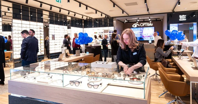 OPTIblu redeschide magazinul din Galeria Feeria, Băneasa Shopping City, și aduce în premieră în România un nou concept de retail de optică