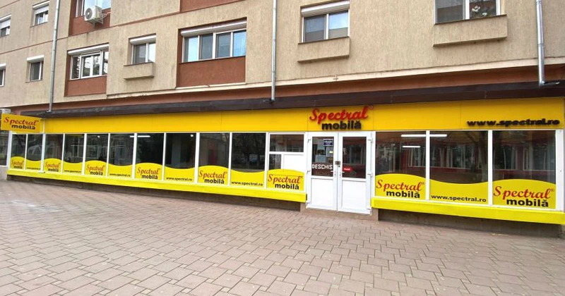 Spectral Mobilă și-a redeschis magazinul din Oltenița după o dublare a spațiului de expunere și o reamenajare completă