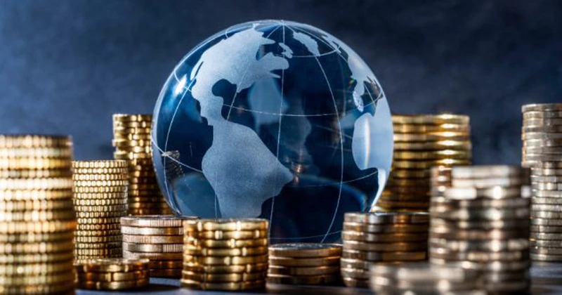 Bloomberg: Războiul reactivează pericolul stagflaţiei pentru economia mondială