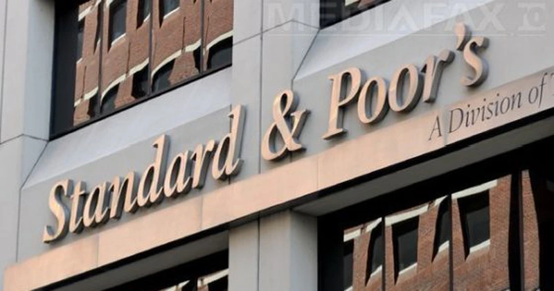 România află vineri, 3 aprilie, dacă rămâne în lumea bună. S&P anunță ratingul. Analiștii, despre posibilitatea să ajungem în „junk”