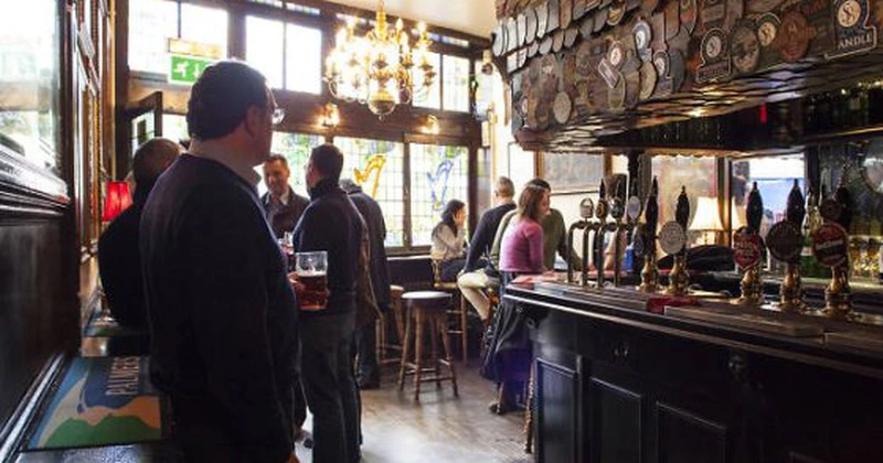 Marea Britanie – Inflaţia a rămas la cel mai redus nivel din ultimele 13 luni