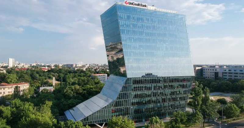 UniCredit Bank România şi BEI au semnat un acord de finanţare de 100 de milioane de euro pentru IMM-uri