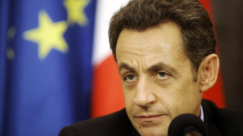 Alegeri Franţa: Sarkozy vrea încă un mandat pentru a salva ţara de criză