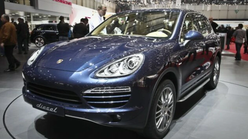 Trei foşti directori ai Porsche au fost inculpaţi pentru fals