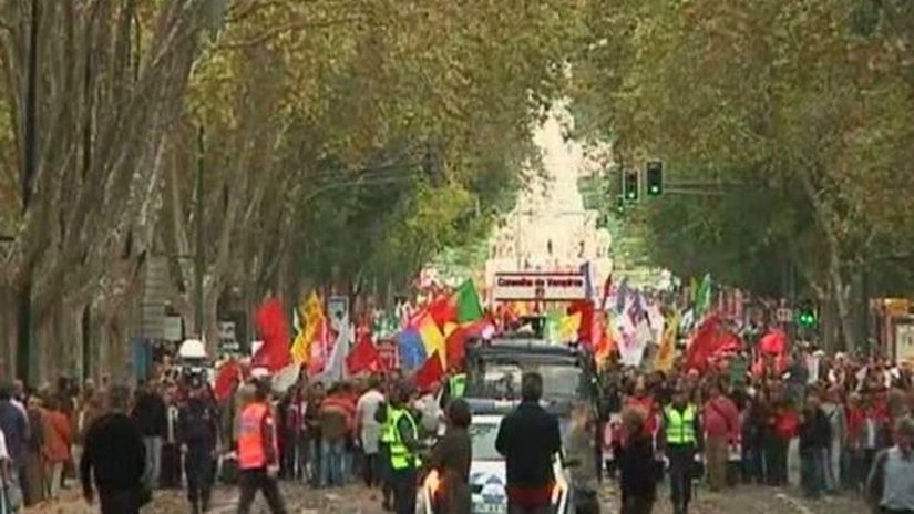 Poliţiştii manifestează la Lisabona contra austerităţii