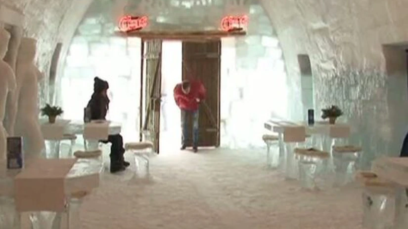 Douăzeci de turişti străini vor petrece Revelionul la restaurantul de gheaţă de la Bâlea Lac