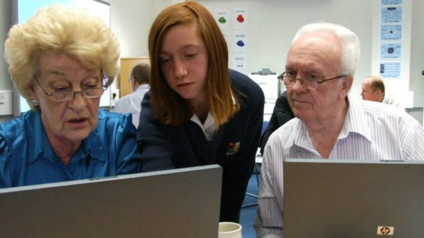 Un sfert dintre europeni nu au folosit niciodată internetul