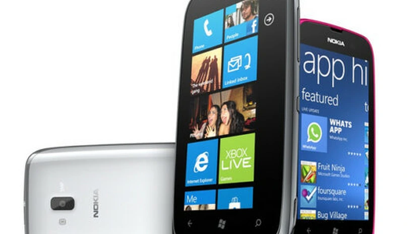 Se lansează cel mai ieftin Nokia cu Windows